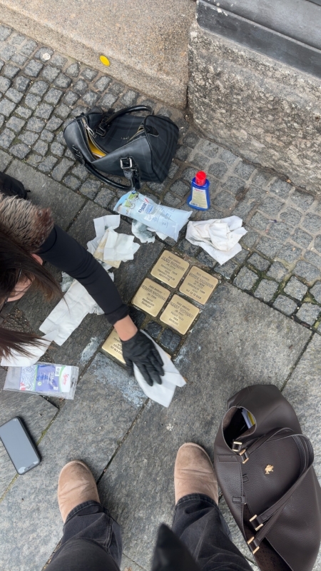 Stolpersteine reinigen